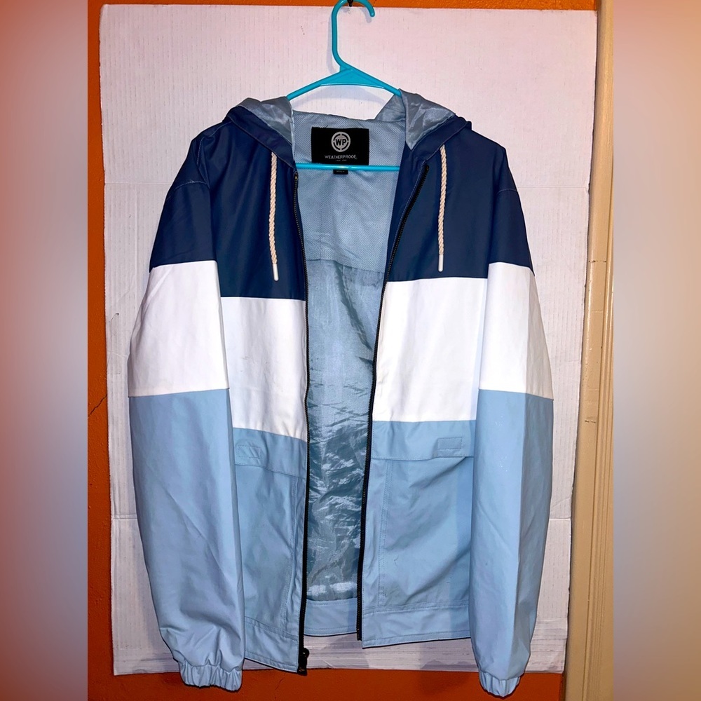 Weatherproof Vintage Full-Zip Color Block Slicker in Flint. Men’s size S/M